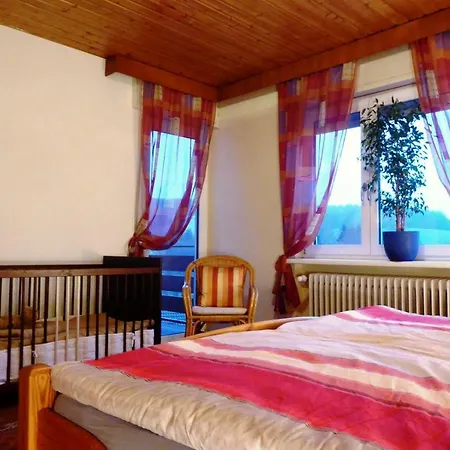 Schoene Aussicht Apartamento Bad König